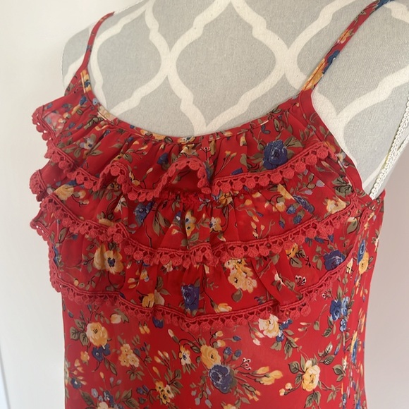 Floral M size red summer blouse - Picture 3 of 4
